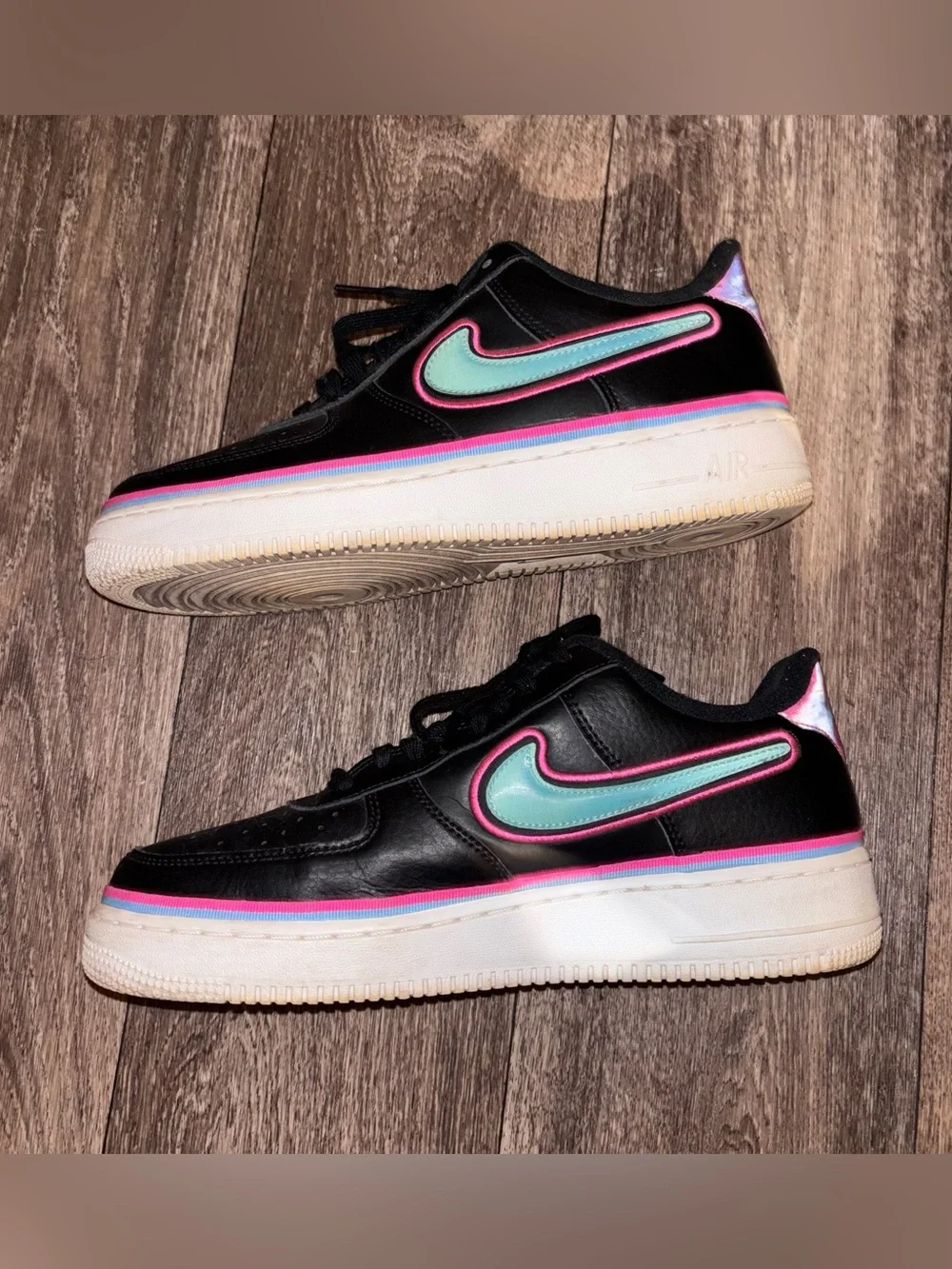 Nike Men’s Air Force 1s Miami Vice 9.5